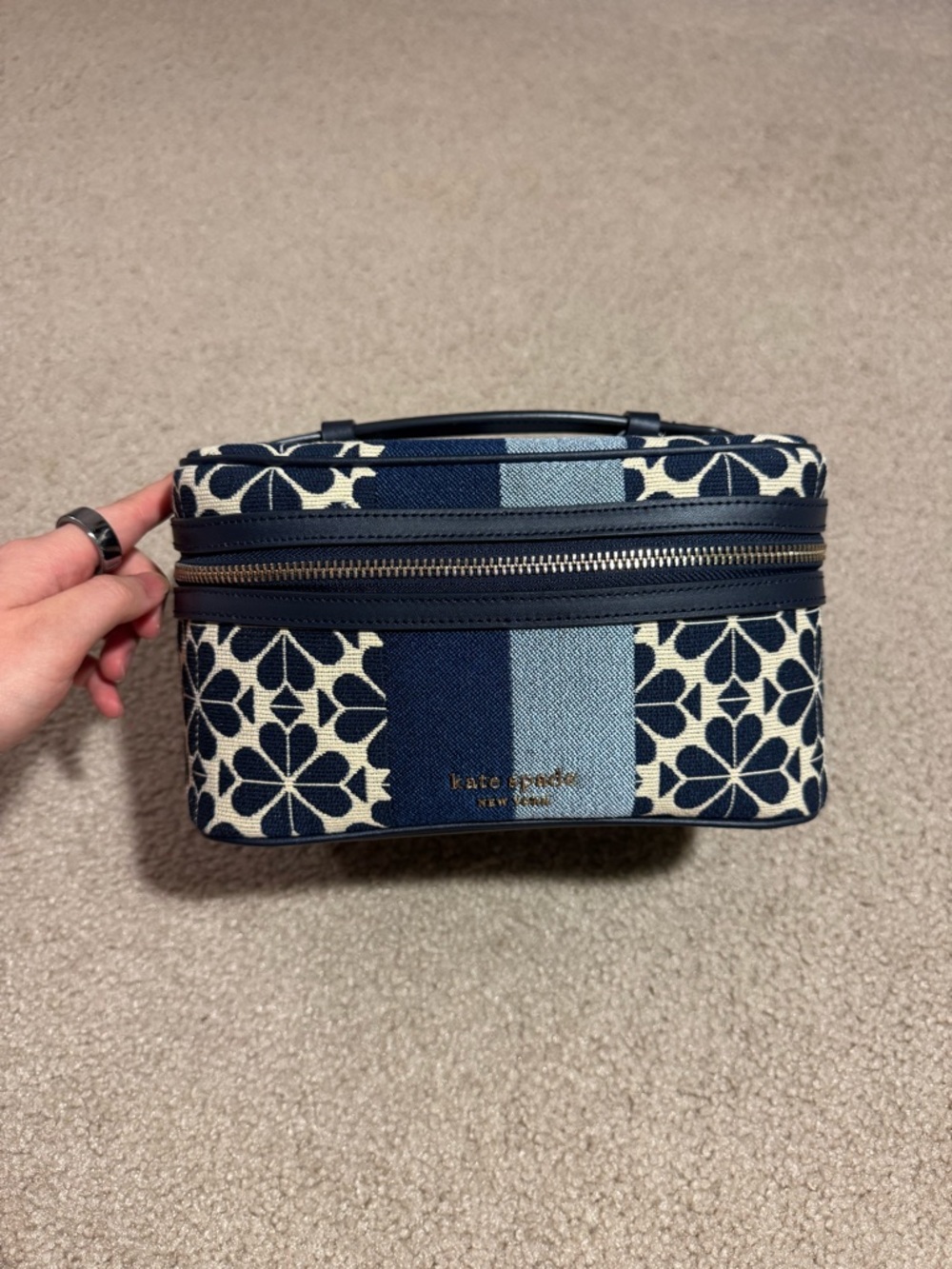 Kate Spade Flower Jacquard Stripe Vanity Kit